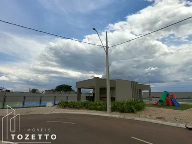 <strong>Terreno à Venda no Condomínio Green Village</strong>