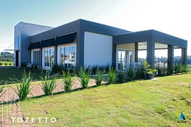 <strong>TERRENO NO CONDOMÍNIO BOSQUE MISTRAL</strong>