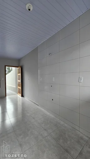 Casa 2 Quartos E Amplo Terreno No Recanto Brasil