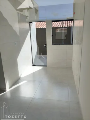 <strong>Excelente imóvel 2 quartos toda em laje - Palmeirinha</strong>