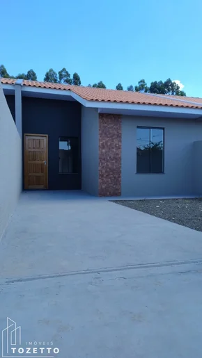 Casa n de esquina no Cidade Jardim com dois quartos em Uvaranas - Foto 2