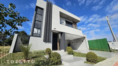 <strong>Imóvel exuberante à venda no Cond. La Riserva em Uvaranas</strong>