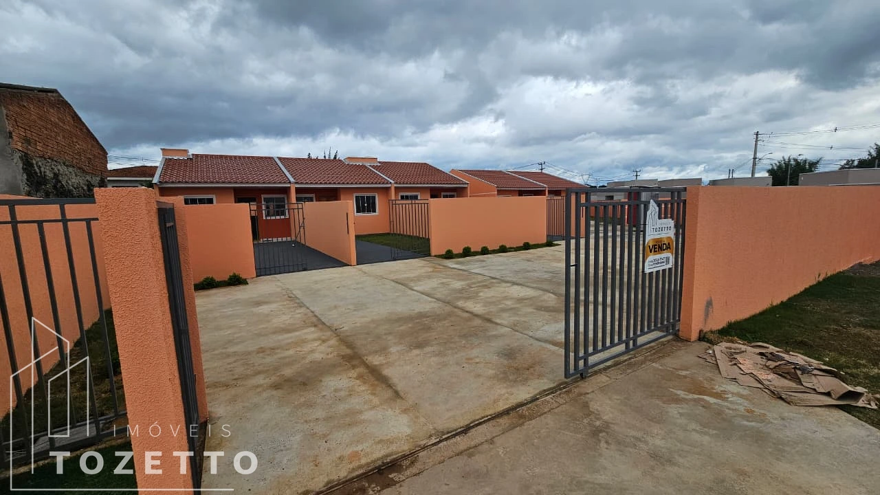 <strong>Casa em condomínio residencial no San Martin</strong>