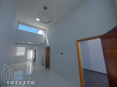 Excelente Casa à Venda No Recanto Brasil - Col. Dª Luiza