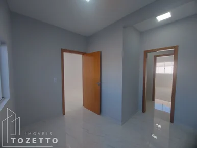 Excelente Casa à Venda No Recanto Brasil - Col. Dª Luiza