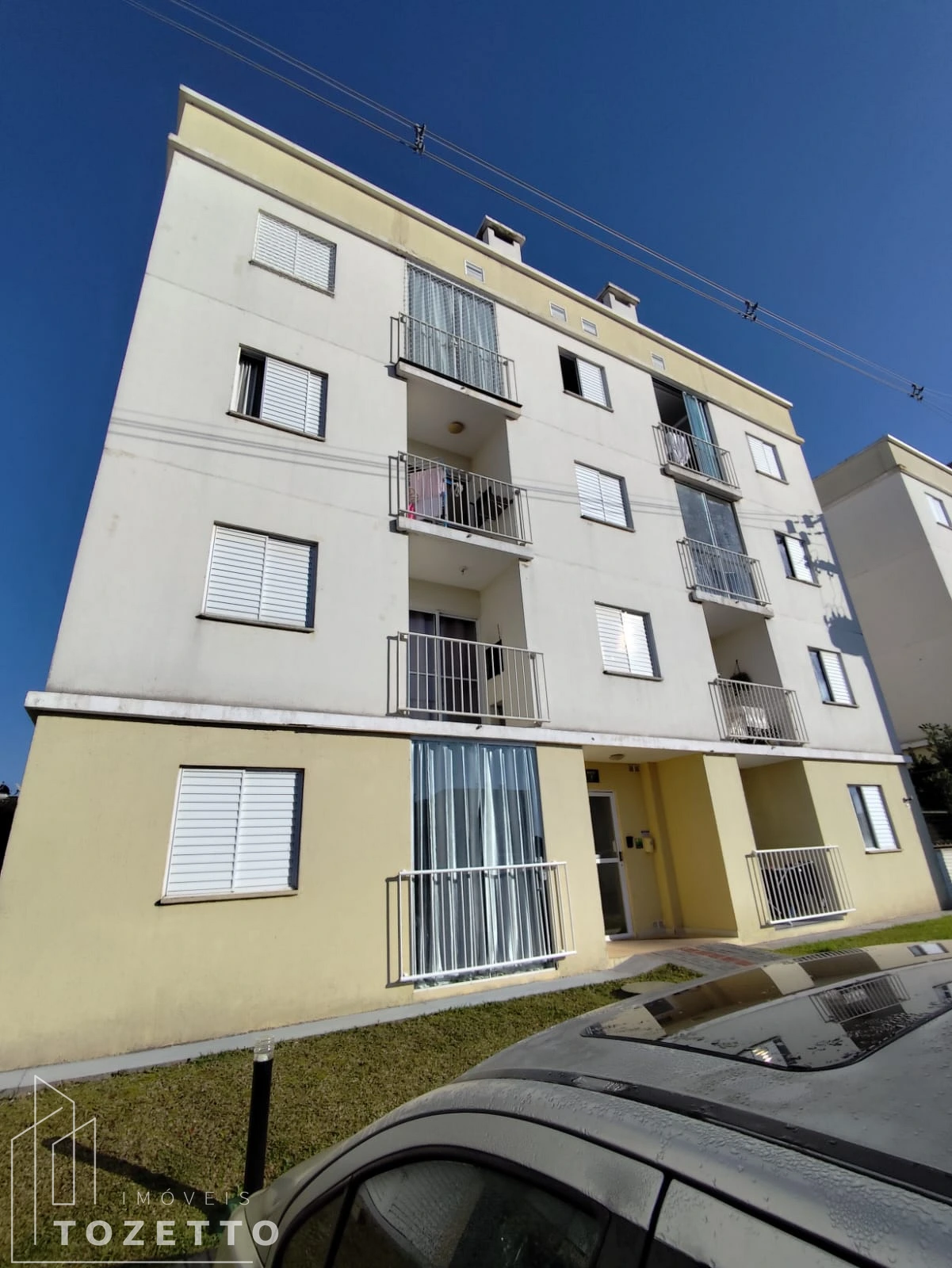 ótimo Apartamento Em Uvaranas!
