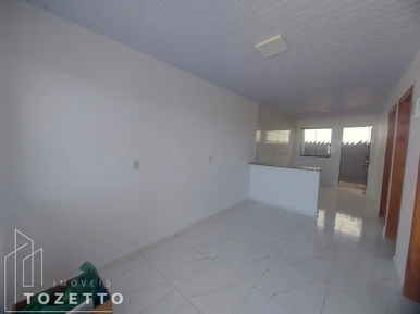 Casa Na Rua Principal Do Gsp à Venda Em Uvaranas