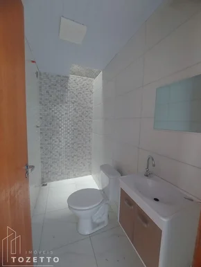 Casa Na Rua Principal Do Gsp à Venda Em Uvaranas