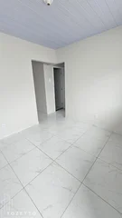 <strong>Casa de fundos 2 quartos - Los Angeles</strong>