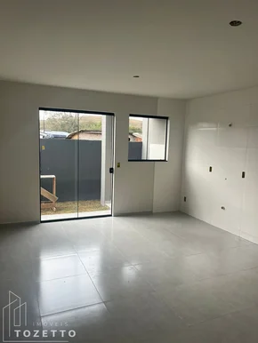Casas De Fundos Com 2 Quartos No Vila Cipa !