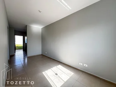 Linda Casa Com Churrasqueira E Terreno à Venda Em Uvaranas