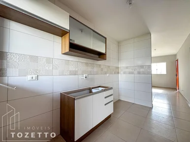 Linda Casa Com Churrasqueira E Terreno à Venda Em Uvaranas