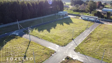 Terrenos No Condomínio Valle Do Sol