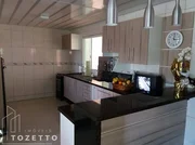 <strong>Ótima casa com 4 quartos no Contorno</strong>