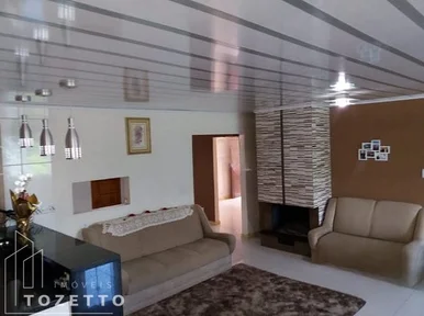 ótima Casa Com 4 Quartos No Contorno