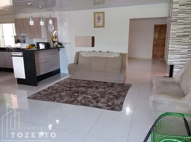 ótima Casa Com 4 Quartos No Contorno