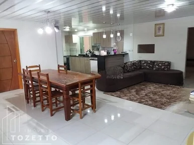 ótima Casa Com 4 Quartos No Contorno