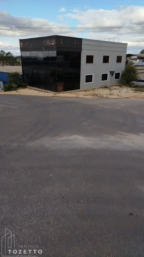 <strong>Barracão para locação na Vila Romana</strong>