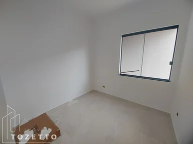 Casa Com Terreno E Suíte à Venda No Gsp Em Uvaranas