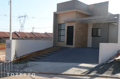 <strong>Casa com suíte no Condomínio Girassol</strong>