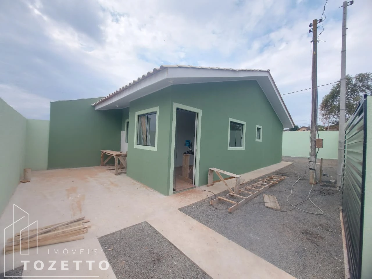 <strong>Excelente imóvel de esquina no Lagoa Dourada</strong>