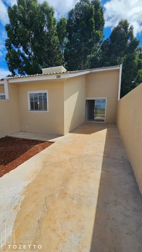 <strong>Excelente imóvel no Loteamento Parque Ville- Uvaranas</strong>