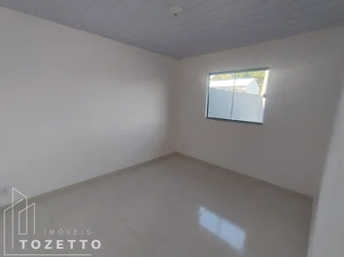 Casa Com Ampla Sobra De Terreno Nos Fundos! Terraliz