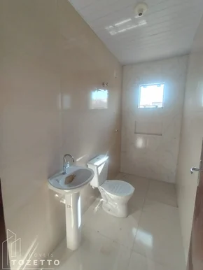 Casa Com Ampla Sobra De Terreno Nos Fundos! Terraliz