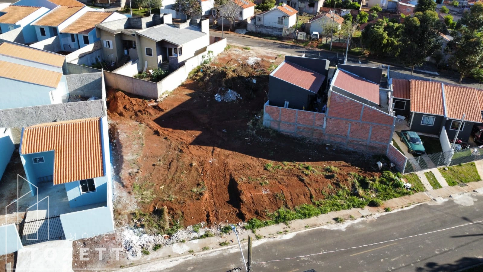 <strong>Terreno à Venda no Bairro Neves</strong>