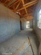 <strong>Casa de fundos no Jardim Paraíso com amplo terreno !</strong>