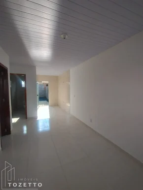 <strong>Casa no Terraliz com amplo terreno nos fundos!</strong>