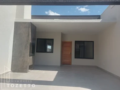 <strong>Casa à venda com churrasqueira em Uvaranas no Cidade Jardim</strong>