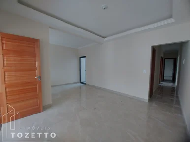 Casa à Venda Com Churrasqueira Em Uvaranas No Cidade Jardim