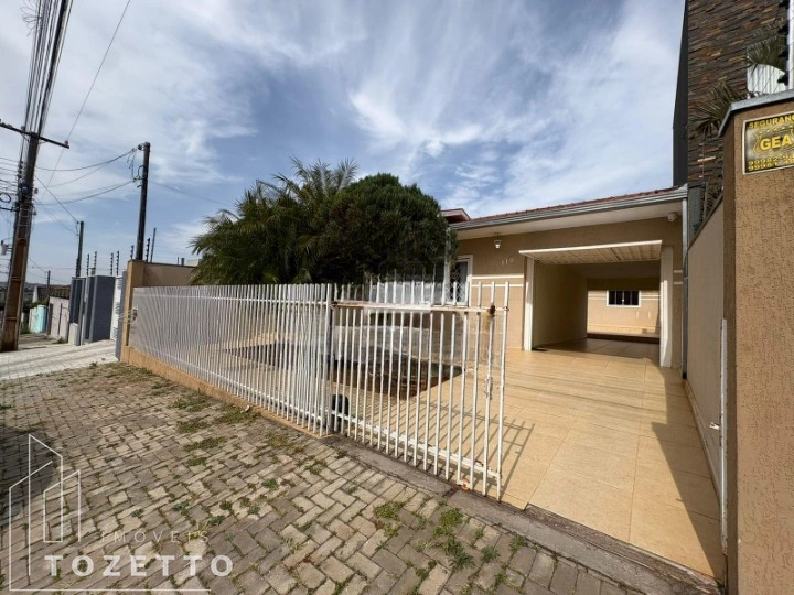 <strong>Casa com espaço gourmet e porteira fechada?</strong>