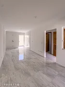 <strong>Casa toda em Laje ! Jardim Tarobá</strong>