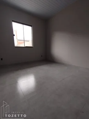 Casa No Contorno Com Passagem Lateral