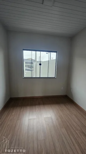 Excelente Casa Com Suíte No Contorno!