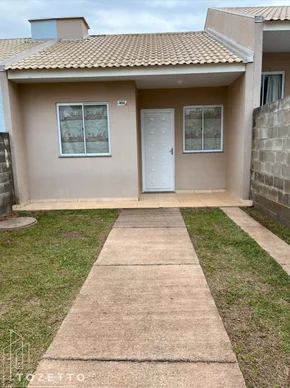 <strong>Casa Padrão</strong> <small>(2 dormitórios)</small>