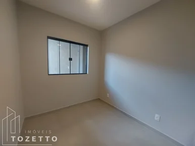 Casa De 2 Quartos à Venda No Cidade Jardim Em Uvaranas