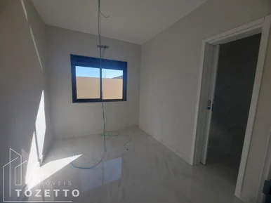 Belíssima Residência De 2 Suítes à Venda No Terraliz