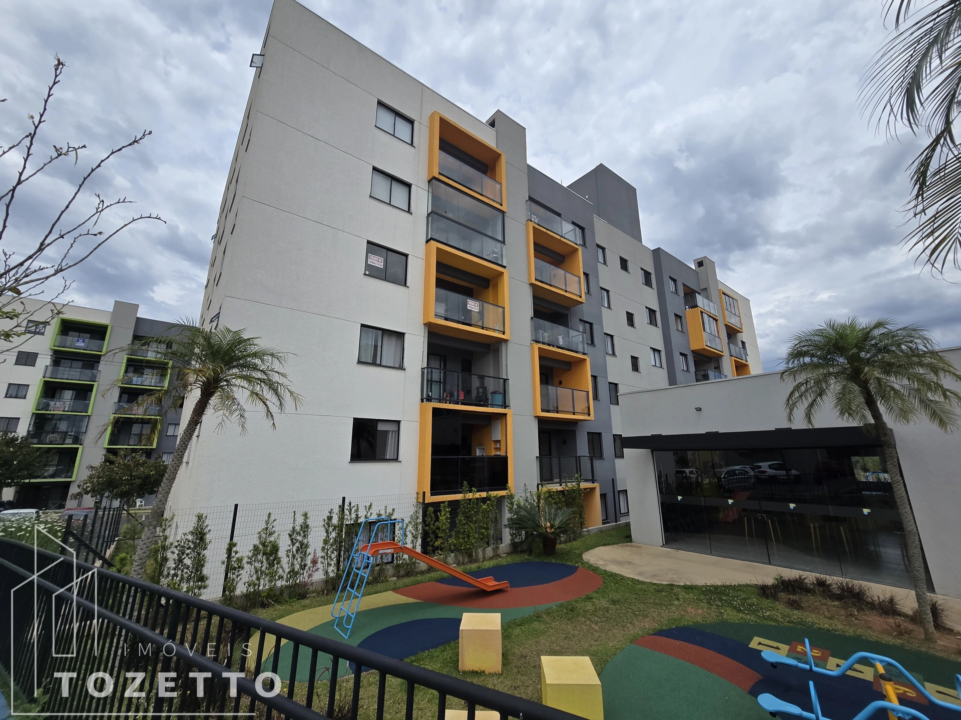 <strong>Apartamento à venda e locação no Vista Uvaranas (3qs)</strong>