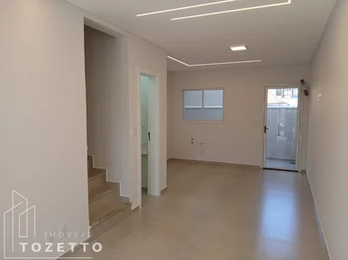 Sobrado Com Suíte  No órfãs, São José