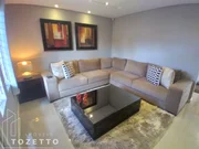 <strong>Casa com Piscina pertinho do Colégio Sagrada Família!</strong>