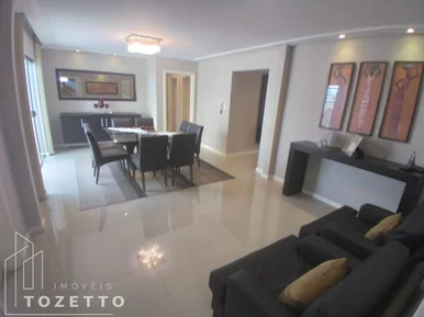 Casa Com Piscina Pertinho Do Colégio Sagrada Família!