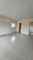 <strong>Casa de esquina com 3 quartos! Parque das Palmeiras</strong>