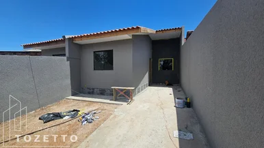 <strong>Excelente imóvel no Jardim Cachoeira com amplo terreno !</strong>