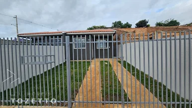 <strong>Casa com passagem lateral no Residencial Malibu, Los Angeles</strong>