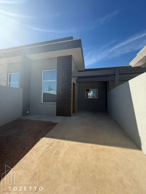 Casa 3 Quartos Sendo 1 Suíte ! Dona Marly