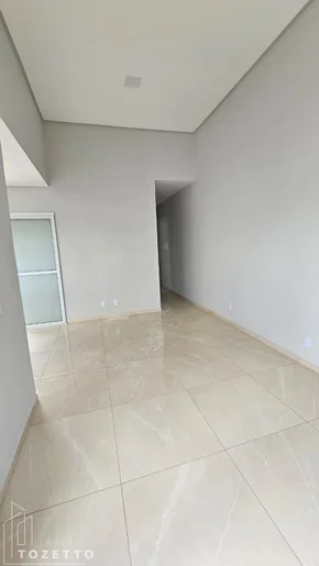 Casa 3 Quartos Sendo 1 Suíte ! Dona Marly