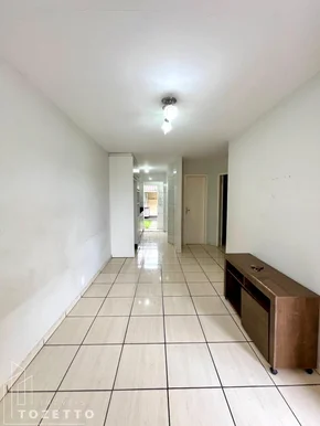 Casa à Venda De Frente Para O Lago De Olarias!